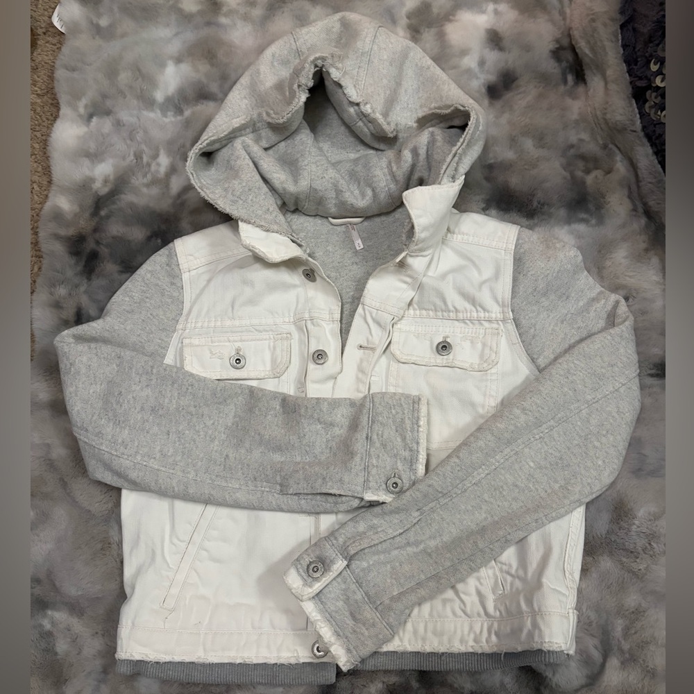 Free People Women's Medium White Jean and Grey Sweatshirt Lined Jacket